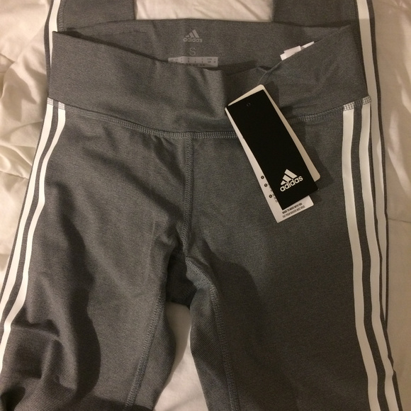 adidas Pants - Grey Adidas Leggings/Sweatpants - size S (NWT)
